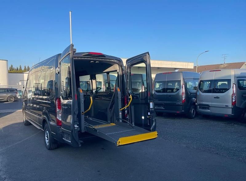 Gebraucht Ford Transit 131 PS (96 kW) 2023 Grau Van / Kleinbus