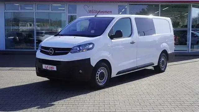 Gebraucht Opel Vivaro-e Combi 144 PS (105 kW) 2022 Weiss Van / Kleinbus