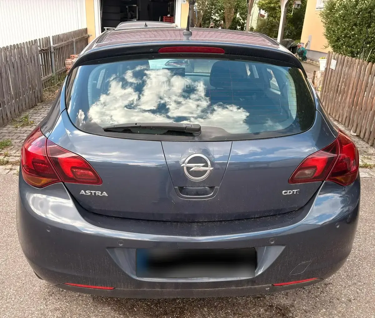 Gebraucht Opel Astra 110 PS (80 kW) 2010 Blau Kleinwagen