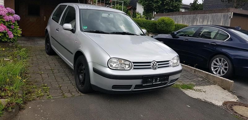 Silber Gebraucht 2002 VW Golf IV Coupé | 1.599 € (Superpreis) - Bild 1/4