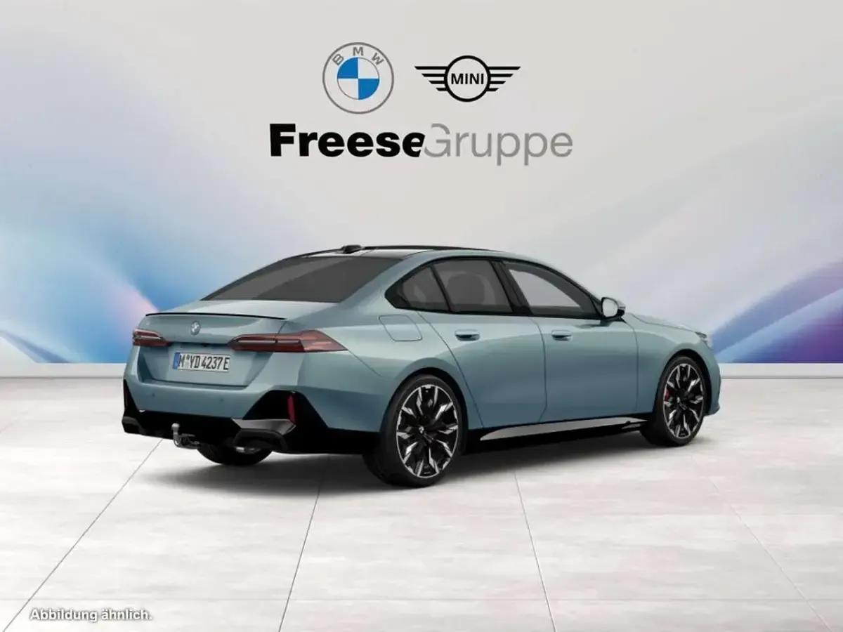 Neu BMW i5 M Sport 250 kW (340 PS) 2026 Grün Limousine