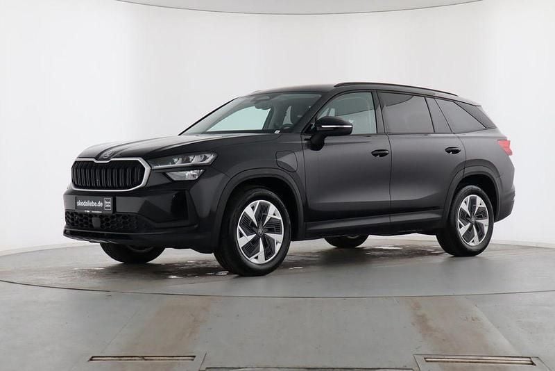 Gebraucht Skoda Kodiaq Selection 204 PS (150 kW) 2025 Schwarzmagic perleffekt SUV