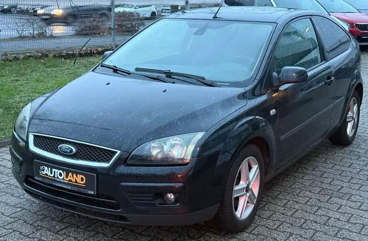 Gebraucht Ford Focus Sport 116 PS (85 kW) 2005 Schwarz Limousine