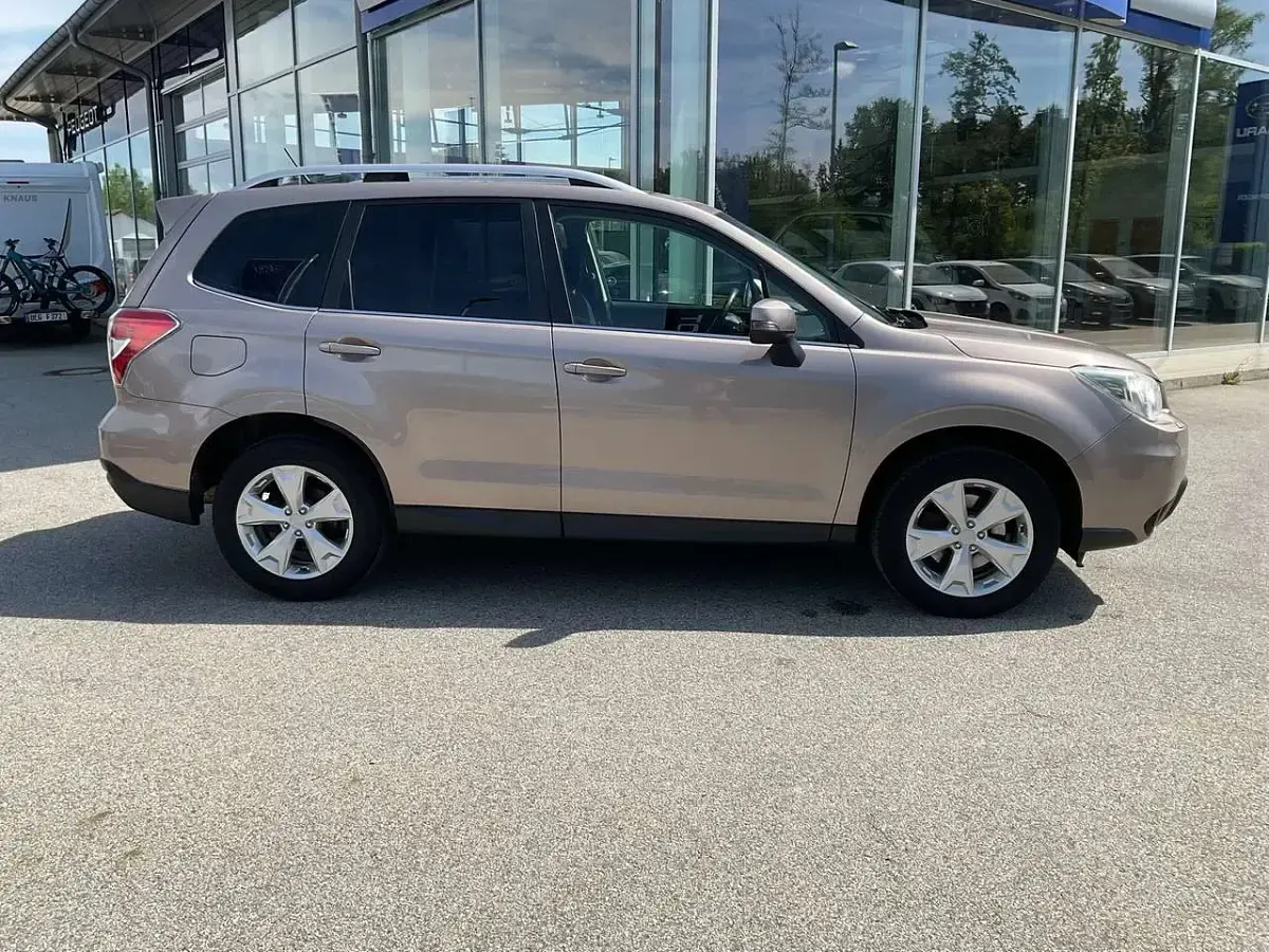 Gebraucht Subaru Forester Exclusive+ 147 PS (108 kW) 2014 Burnished bronze met SUV