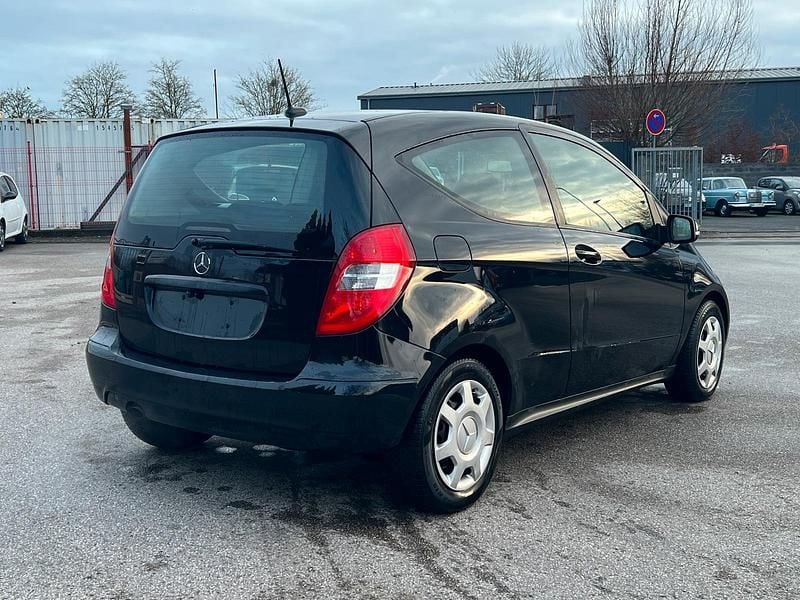 Gebraucht Mercedes A160 85 PS (62 kW) 2009 Schwarz Kleinwagen