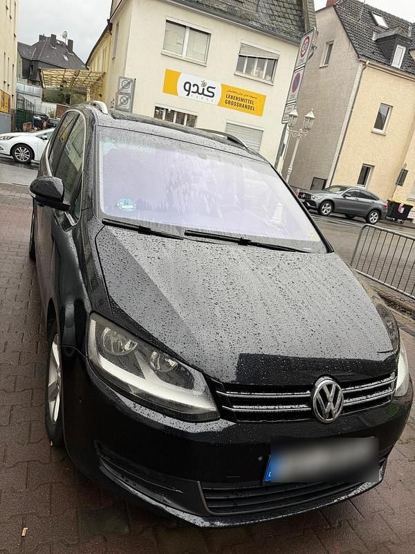 Schwarz Gebraucht 2011 VW Sharan Van / Kleinbus | 13.900 € (Etwas zu teuer) - Bild 1/4