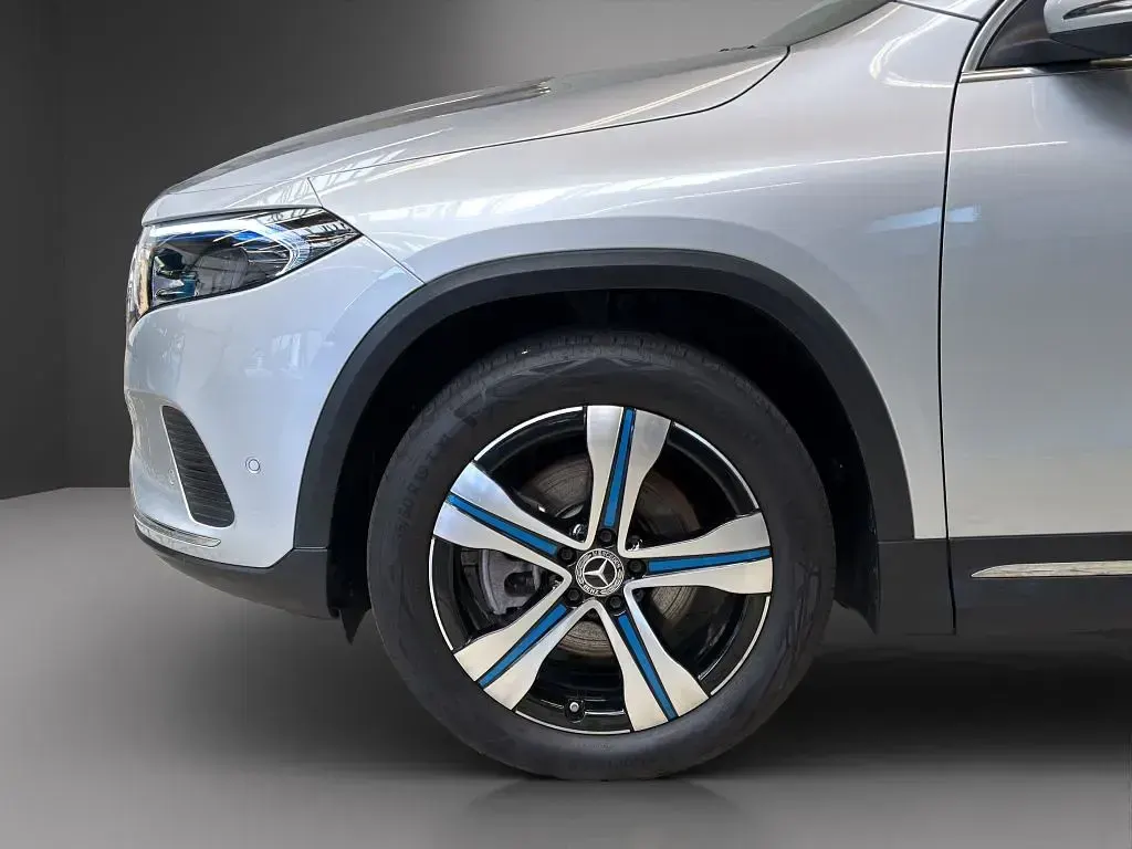 Gebraucht Mercedes EQA250+ Progressive 139 kW (190 PS) 2023 Silber SUV