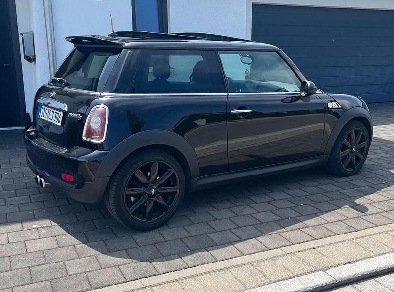 Schwarz Gebraucht 2009 Mini Cooper S Kleinwagen | 6.350 € (Fairer Preis) - Bild 1/4
