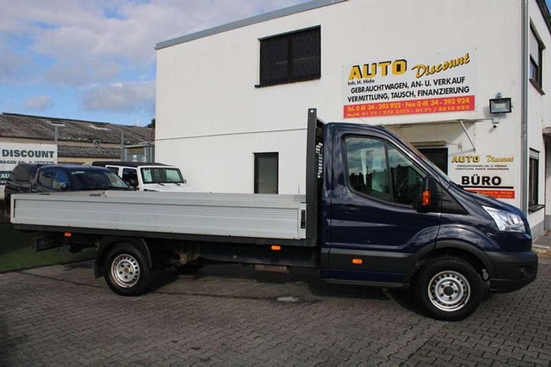 Second-hand Ford Transit 101 CP (74 kW) 2016 Albastru Monovolum