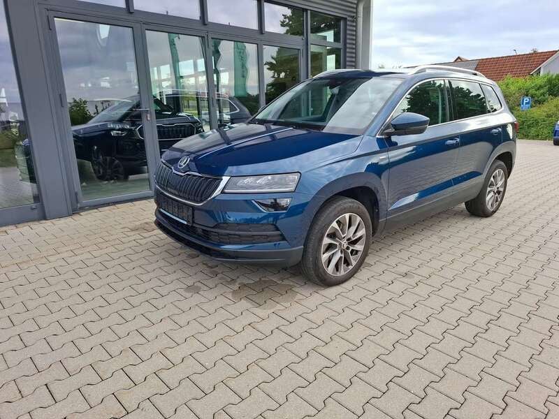 Lavablau metallic Gebraucht 2021 Skoda Karoq Clever SUV | 24.400 € (Guter Preis) - Bild 1/4