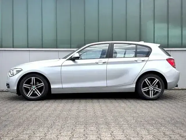 Gebraucht BMW 116 Sport Line 136 PS (100 kW) 2012 Silber Kleinwagen