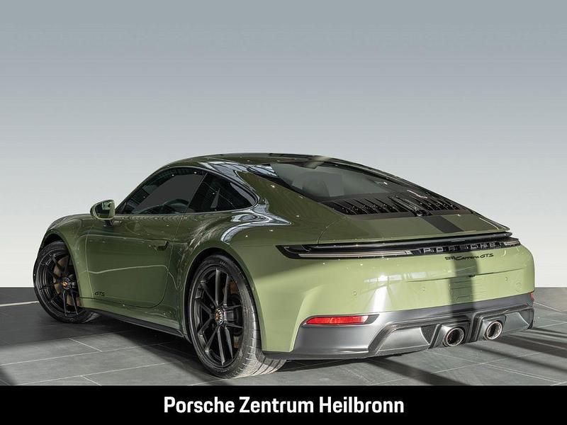 Neu Porsche 911 541 PS (397 kW) 2025 Grün