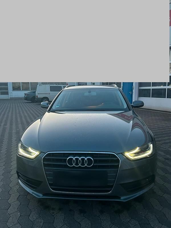 Gebraucht Audi A4 204 PS (150 kW) 2013 Grau Kombi
