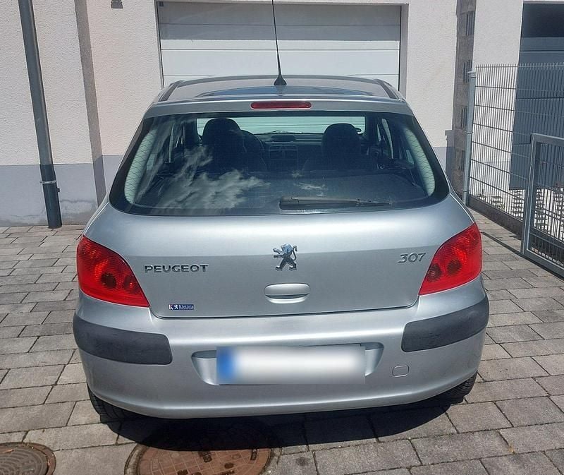 Gebraucht Peugeot 307 75 PS (55 kW) 2002 Grau Kleinwagen