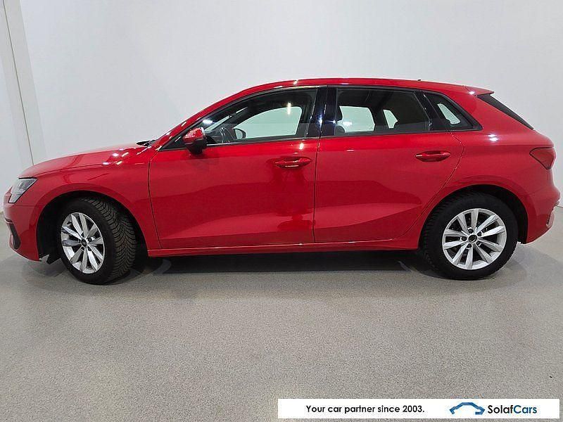 Gebraucht Audi A3 116 PS (85 kW) 2020 Rot Limousine
