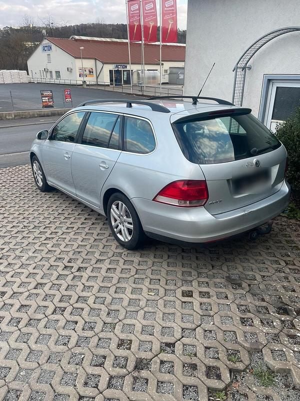 Gebraucht VW Golf V 105 PS (77 kW) 2008 Silber Kombi