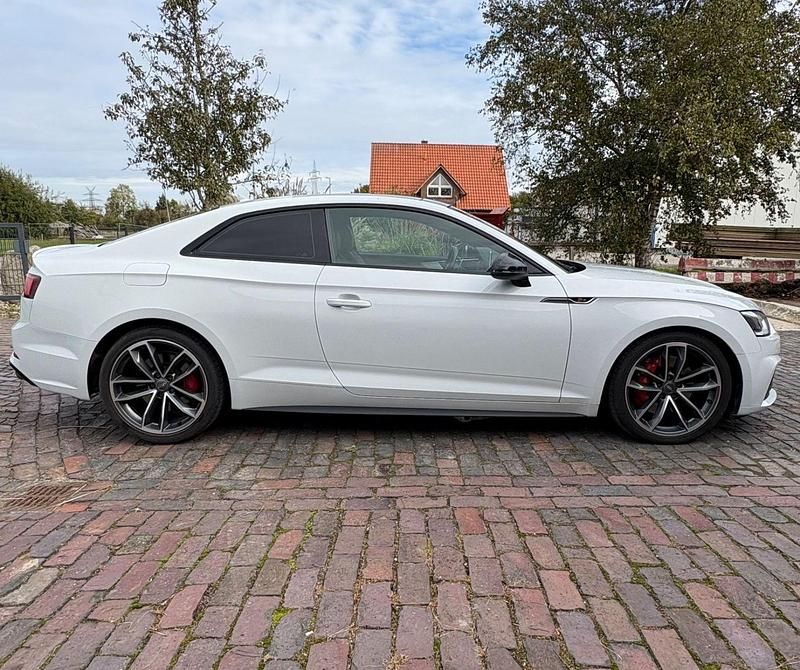Weiß Gebraucht 2017 Audi S5 Ambiente Coupé | 28.900 € (Fairer Preis) - Bild 1/4
