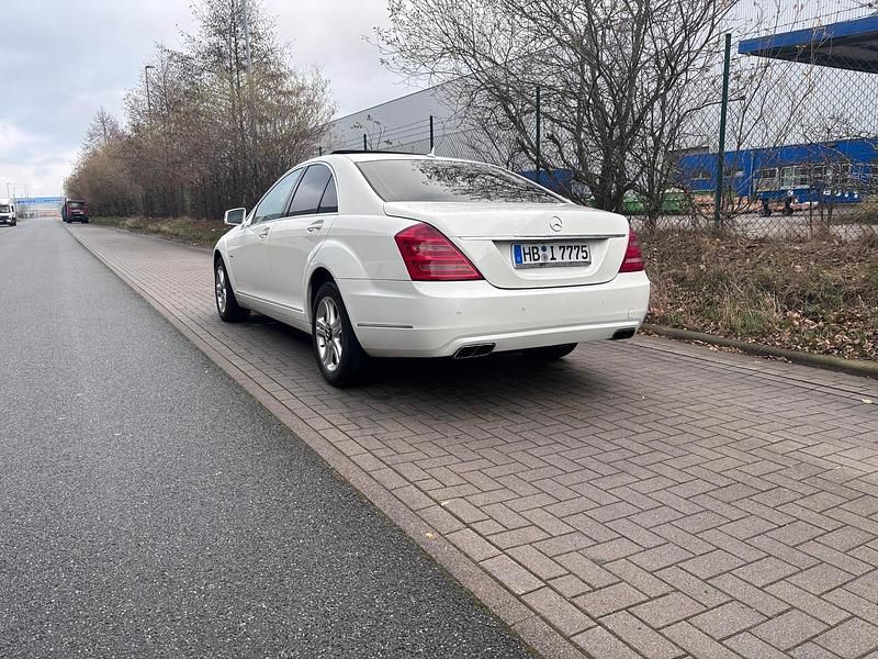 Gebraucht Mercedes S350 235 PS (172 kW) 2010 Andere farben Limousine