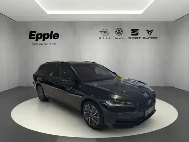 Gebraucht Skoda Superb SportLine 204 PS (150 kW) 2025 Kombi