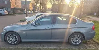 Gebraucht BMW 325 218 PS (160 kW) 2005 Silber Limousine