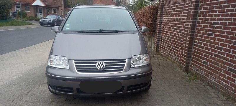 Gebraucht VW Sharan United 140 PS (102 kW) 2009 Grau Van / Kleinbus