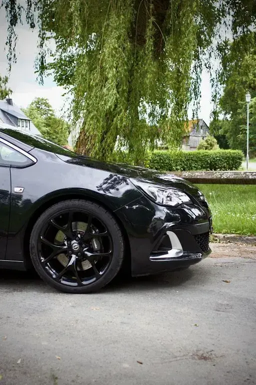 Gebraucht Opel Astra OPC 280 PS (205 kW) 2013 Schwarz Coupé
