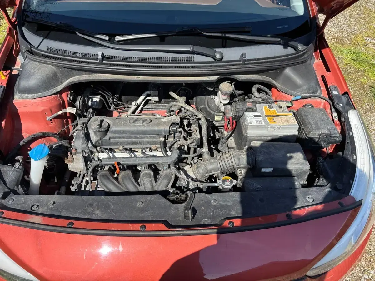 Gebraucht Hyundai i20 Style 101 PS (74 kW) 2016 Orange Coupé