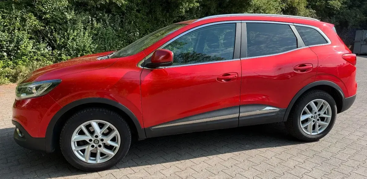 Gebraucht Renault Kadjar XMOD 131 PS (96 kW) 2015 Rot SUV