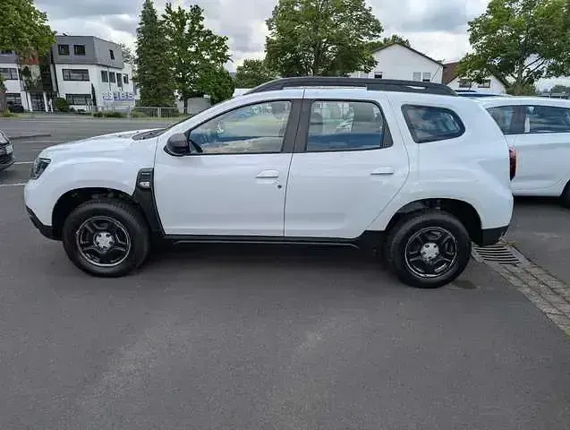 Gebraucht Dacia Duster Comfort 116 PS (85 kW) 2020 Weiß (gletscherweiss) SUV