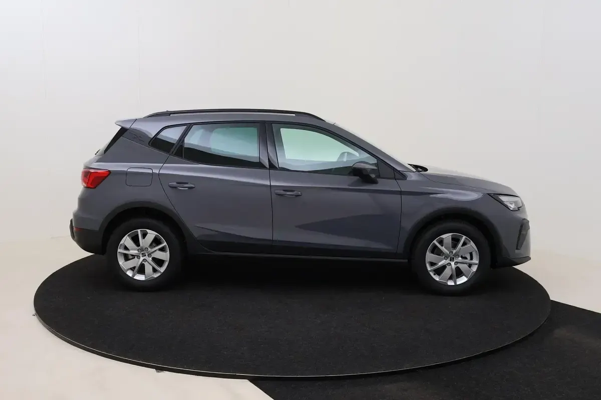 Neu Seat Arona 116 PS (85 kW) 2026 Graphene grey SUV