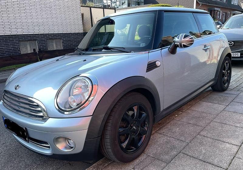 Silber Gebraucht 2010 Mini ONE Kleinwagen | 3.990 € (Fairer Preis) - Bild 1/4