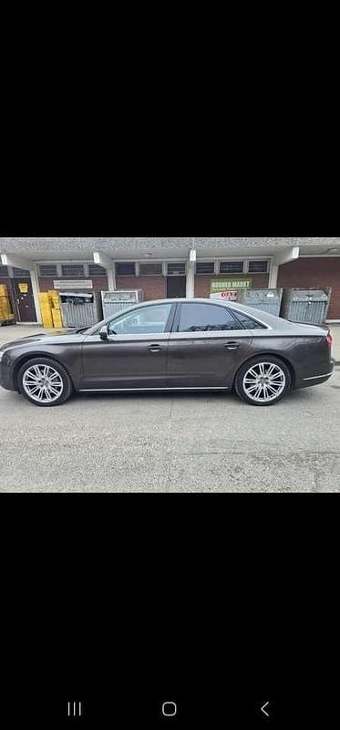 Second-hand Audi A8 262 CP (192 kW) 2015 Maro Berlinǎ