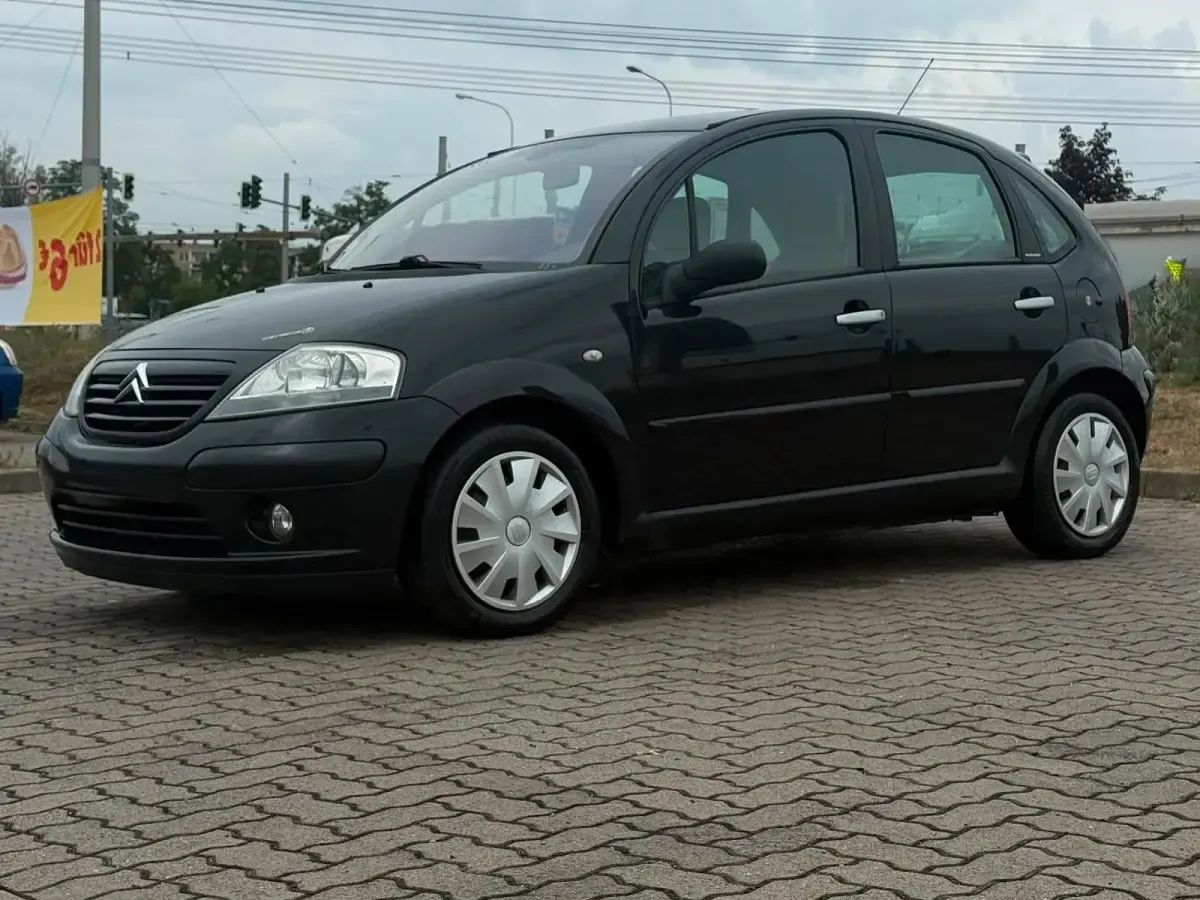 Gebraucht Citroën C3 Comfort 73 PS (53 kW) 2005 Schwarz Kleinwagen