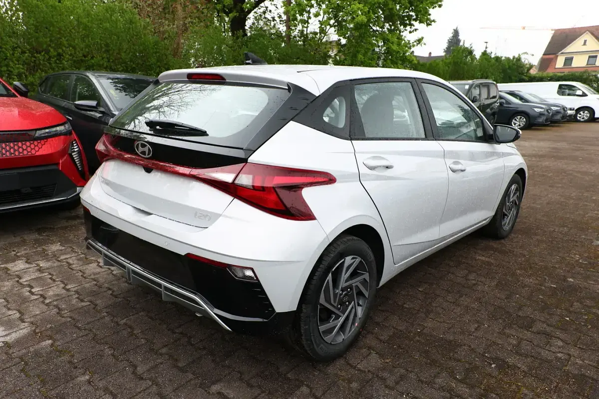 Neu Hyundai i20 Select 90 PS (66 kW) 2026 Aurora grey mineraleffekt Kleinwagen