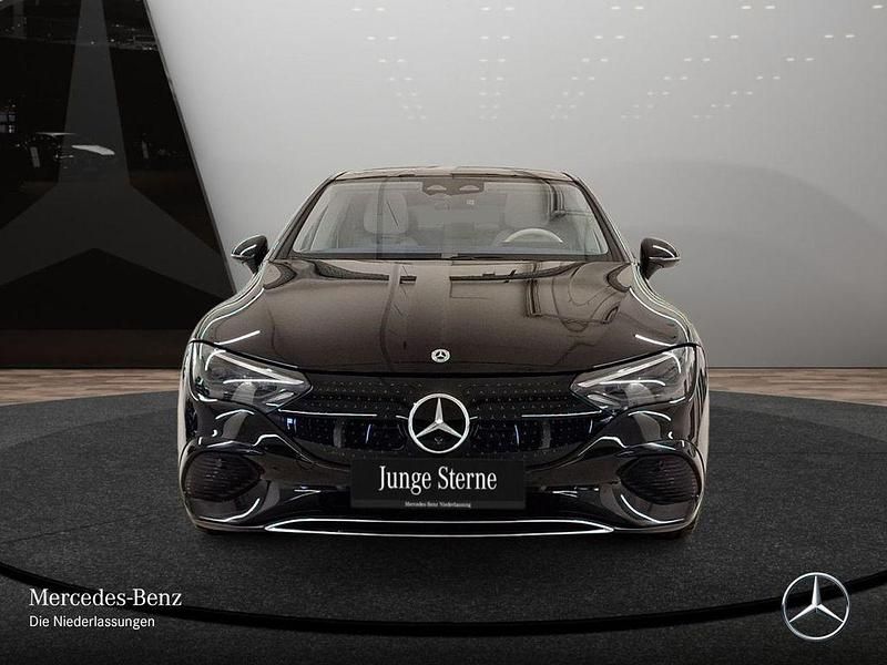Gebraucht Mercedes EQE350 Electric Art 214 kW (292 PS) 2022 Schwarz Limousine