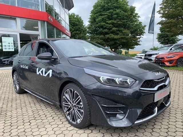 Gebraucht Kia Ceed GT-Line 140 PS (102 kW) 2024 Schwarz Kleinwagen