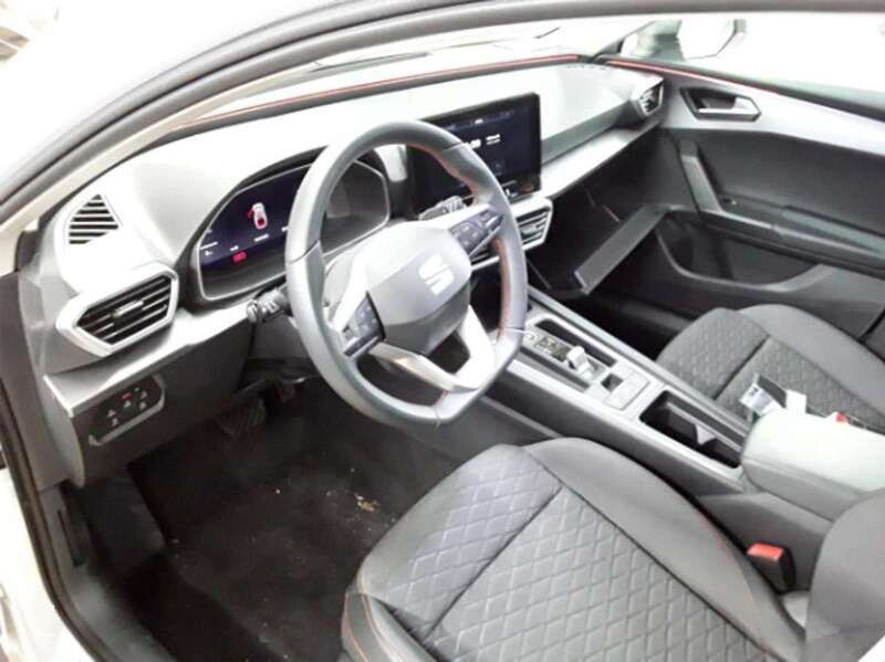 Gebraucht Seat Leon FR 150 PS (110 kW) 2024 Nevada weiss Kombi