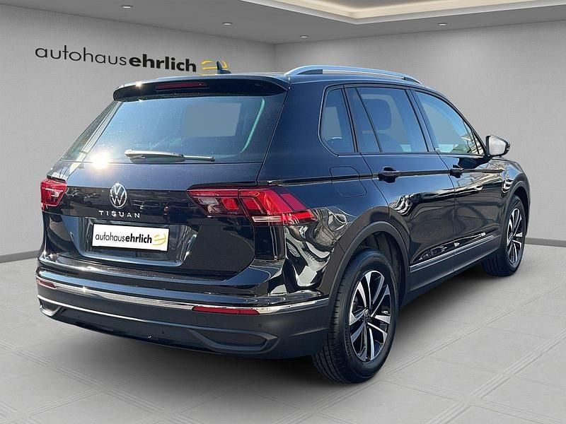 Gebraucht VW Tiguan United 150 PS (110 kW) 2020 Schwarz SUV