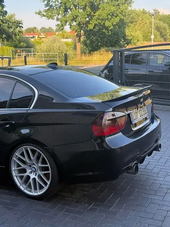 Gebraucht BMW 330 Performance 231 PS (169 kW) 2006 Schwarz Limousine