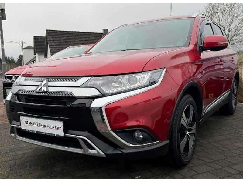 Karminrot Gebraucht 2019 Mitsubishi Outlander Active SUV | 16.990 € (Guter Preis) - Bild 1/4