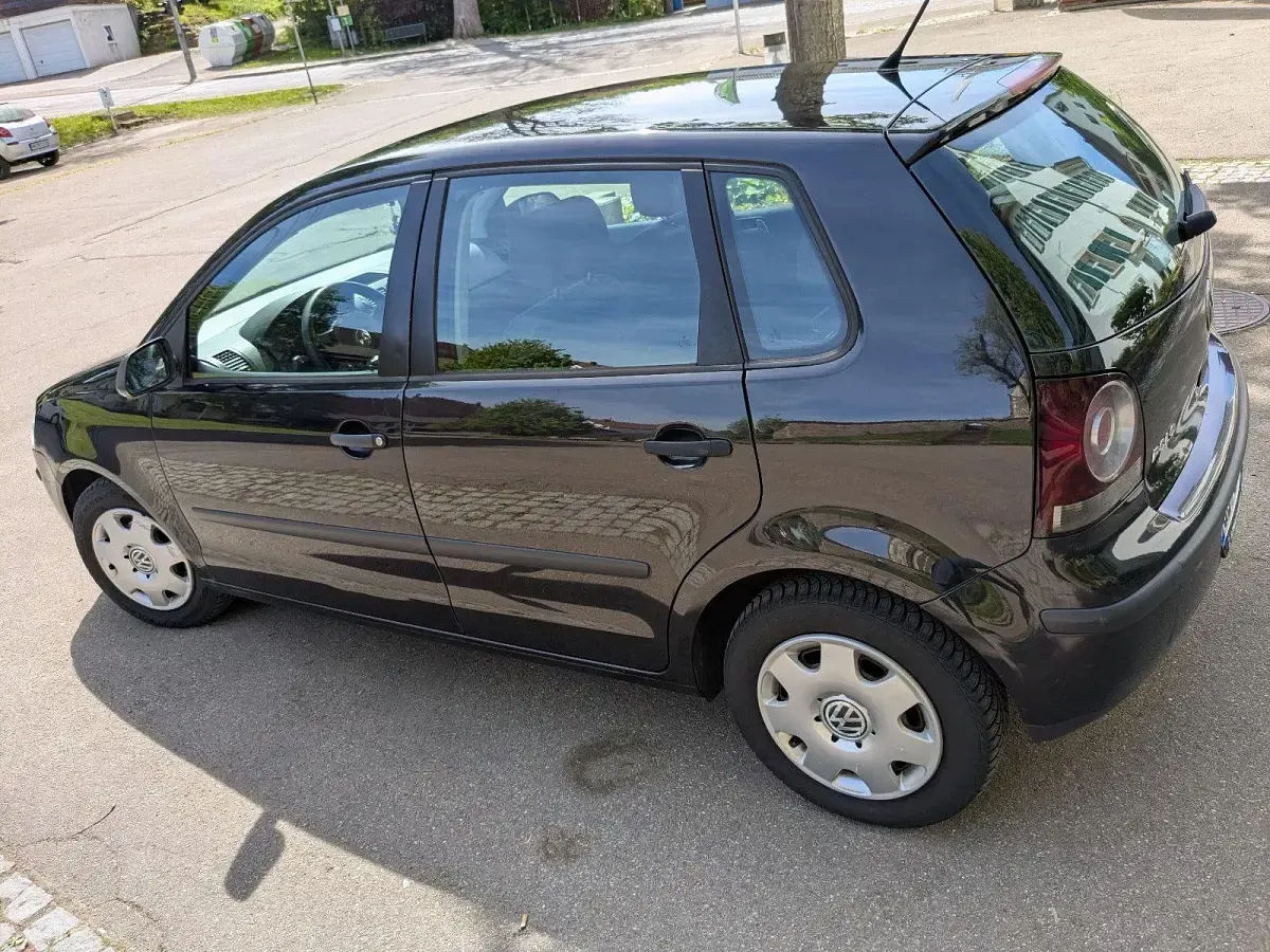 Gebraucht VW Polo 75 PS (55 kW) 2005 Schwarz Kleinwagen