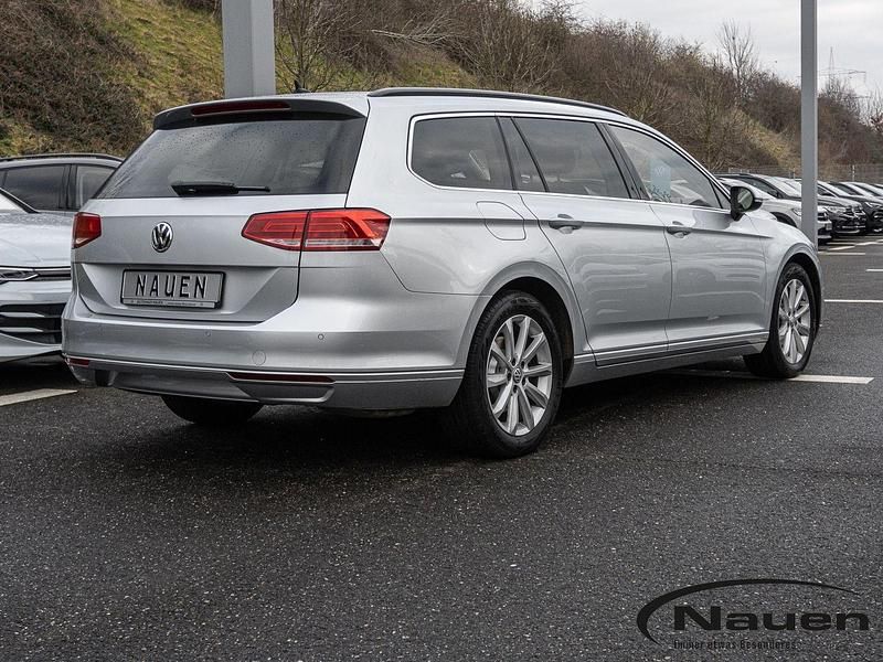 Gebraucht VW Passat Comfortline 150 PS (110 kW) 2018 Silber Kombi