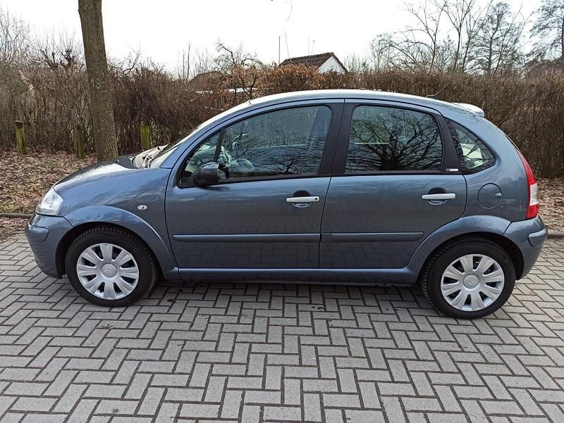 Gebraucht Citroën C3 Exclusive 73 PS (53 kW) 2005 Grau Kleinwagen