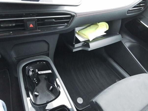 Gebraucht VW ID.3 GTX 239 kW (326 PS) 2025 Grenadillschwarz metallic schwarz (metallic) Kleinwagen