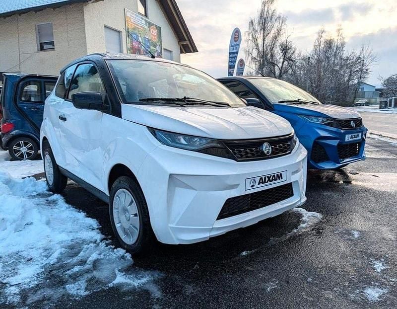 Weiß Neu 2026 Aixam Crossline Pack | 16.390 € - Bild 1/4