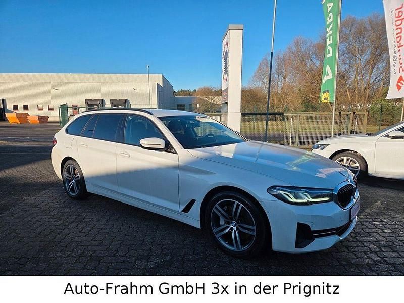 Gebraucht BMW 530 Performance 286 PS (210 kW) 2023 Weiß Kombi