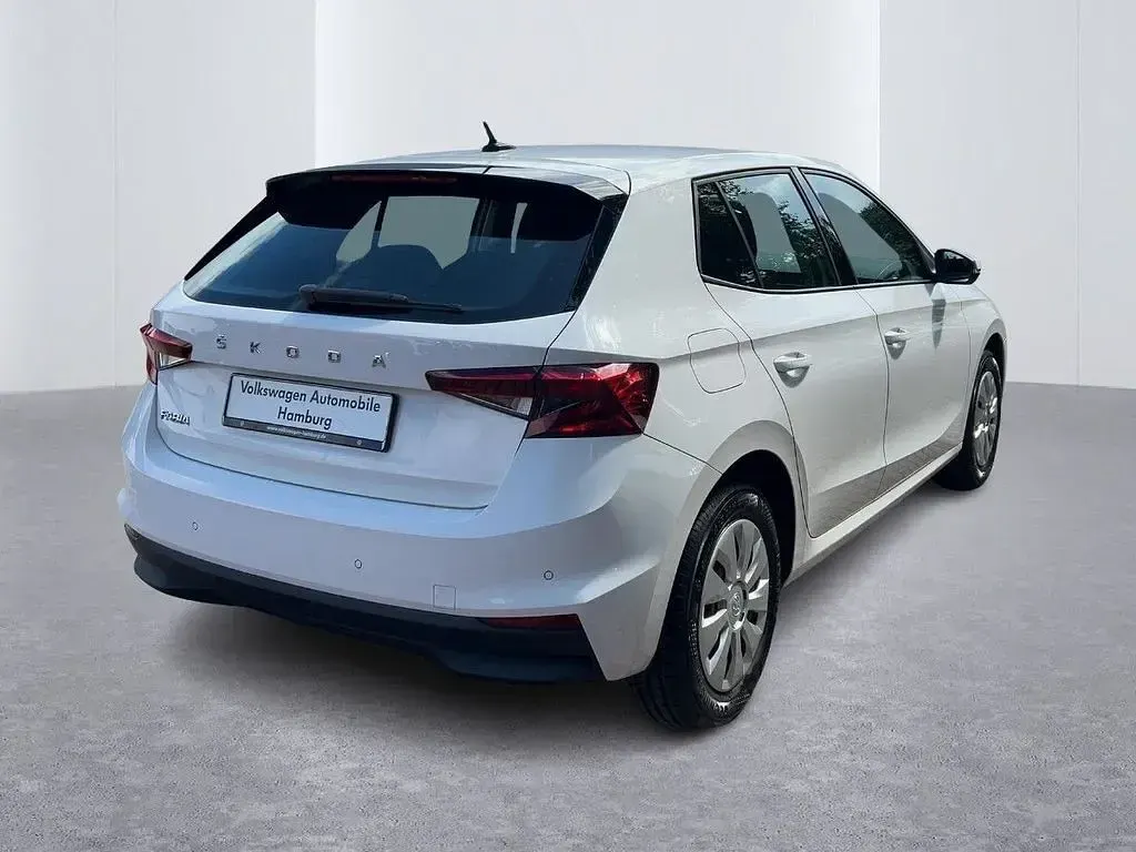 Gebraucht Skoda Fabia Active 65 PS (47 kW) 2023 Weiß Kleinwagen