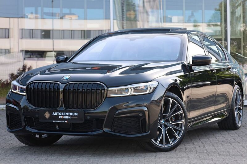 Black sapphire metallic Gebraucht 2021 BMW 750 M Sport Limousine | 68.700 € - Bild 1/4