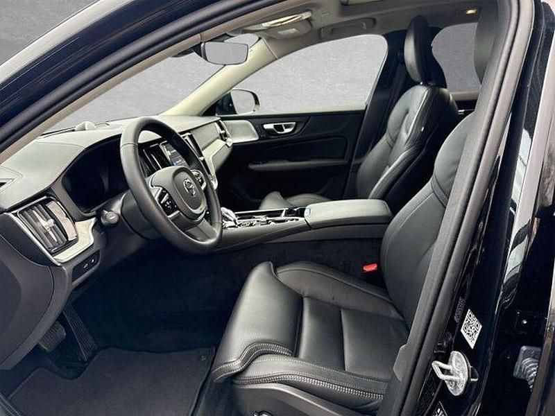Gebraucht Volvo V60 Ultra 455 PS (334 kW) 2025 Onyx schwarz Kombi