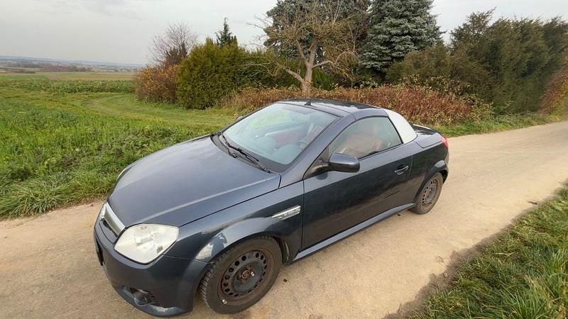 Gebraucht Opel Tigra Edition 125 PS (91 kW) 2007 Blau Cabrio